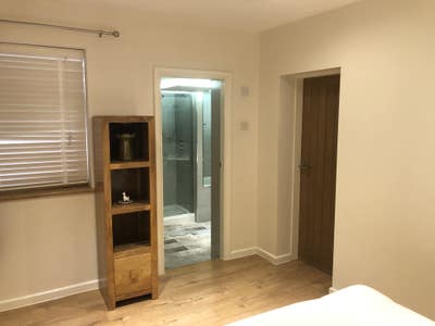 Exceptional One Bed Annex Apartment Main Photo