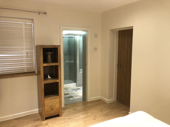 Exceptional One Bed Annex Apartment Main Photo