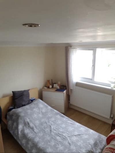  Single  Room  in  Palmers  Green  (Female Preferred House)
 Main Photo