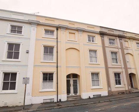 4 Double bed sized rooms 3 story house City Centre Main Photo