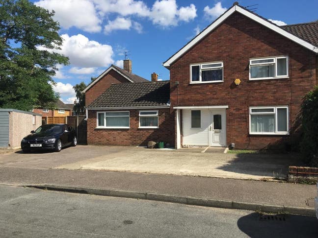 Double Room with Parking Main Photo