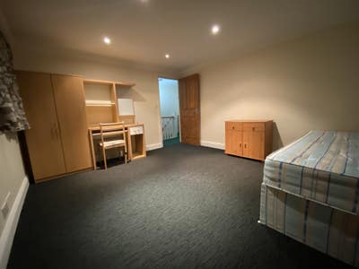 Large Double Room in Kensal Rise  Main Photo