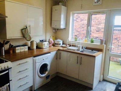 Furnished Property in Great Location Main Photo