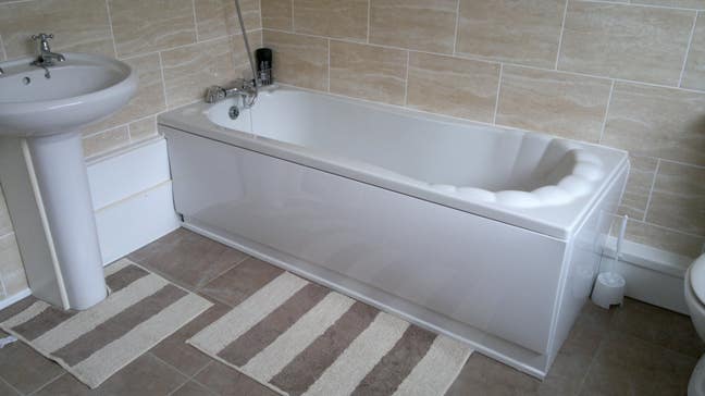 3 Bed Student House Available from 1/7/2025 Main Photo