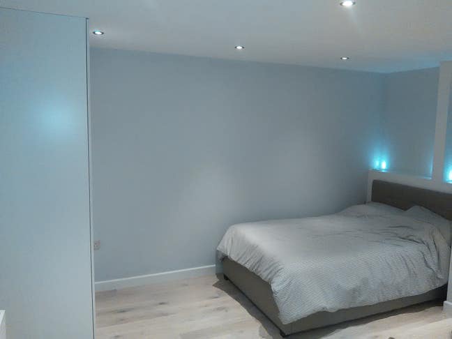 Bright Studio Flat Main Photo
