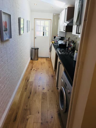 Single Room Main Photo