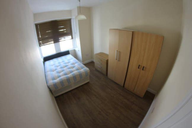  Double Room In Custom House- Burley Road Main Photo