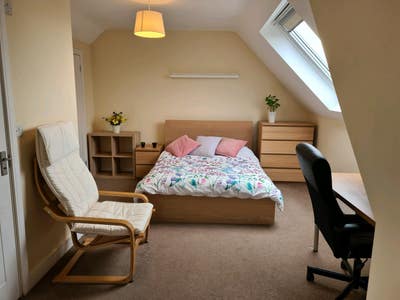 Large, luxury double ensuite Main Photo