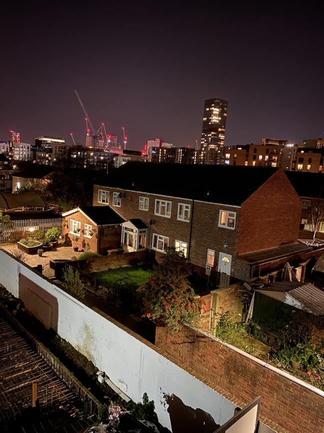 Newly refurbished 2/3 bedroom flat in Stratford  Main Photo