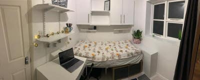 Single Room London Bridge/Elephant and Castle Main Photo