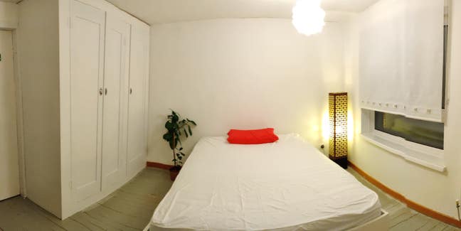 City Centre Private King-Size Room Main Photo