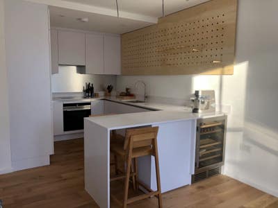 Lovely double room & own bathroom in Hoxton Main Photo