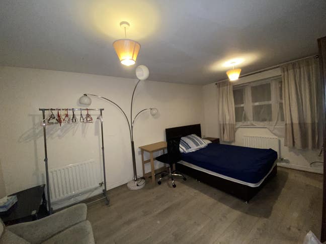 Blisworth close -large Ground floor  room  Main Photo