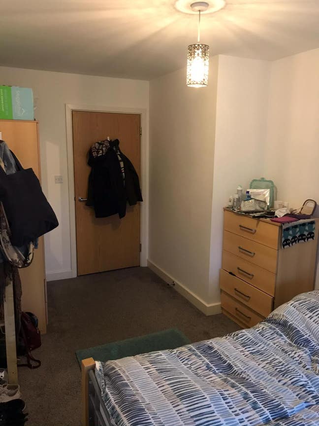 Double Room in Stratford - Living room and terrace Main Photo