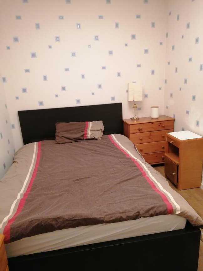 Room for Rent in a House Near Royal Infirmary  Main Photo