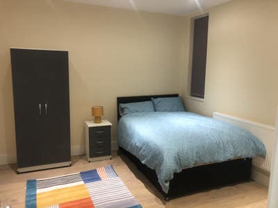 *Stunning Huge Room Available Today*No Students*** Main Photo
