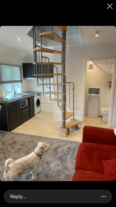 Large airy studio with mezzanine sleeping Main Photo