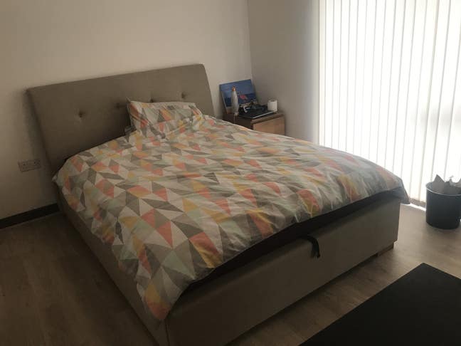 Double bedroom & own bathroom, Barking. Main Photo