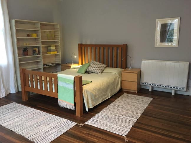 Large Double Room in Park Town Main Photo