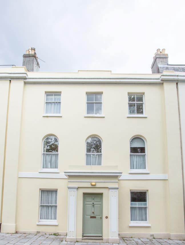Substantial period house with lots of workspace Main Photo