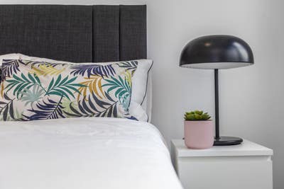 Stunning Private Rooms by Overground Station Main Photo