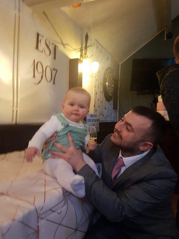Professional Male seeks a double room Main Photo