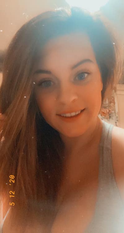 Professional Female seeks a double room Main Photo