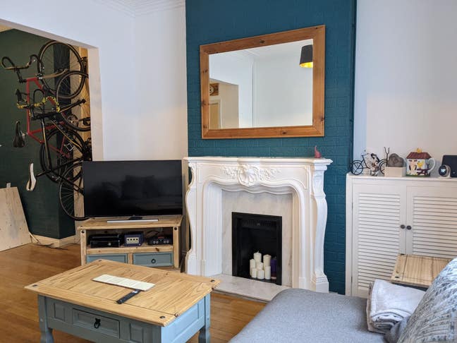 Spacious friendly house, all bills included  Main Photo