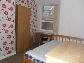 Double bedrooms in student house, bills inclusive Main Photo