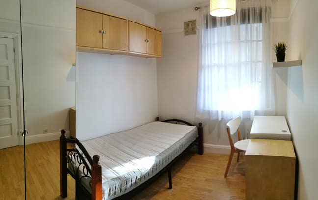 Large Single Room – Bills & Cleaner Included  Main Photo