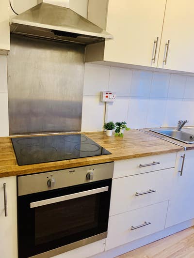 Double room to Let in 3 bedrooms Flat / NW5  Main Photo
