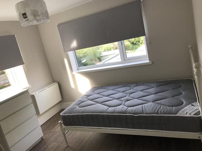 En-suite Room in Refurbished Property, bills incl Main Photo