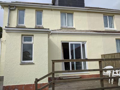 Three rooms available from  12th March Main Photo