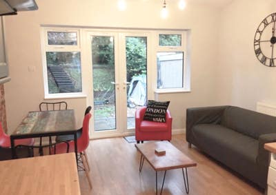 **Best House Share in Guildford** Main Photo