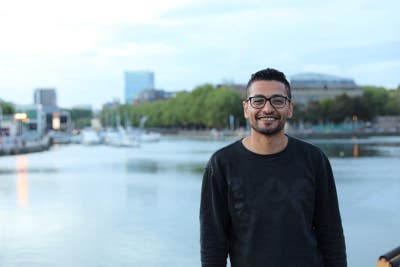 Male seeks a single or double room Main Photo