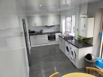 Double Room killingbeck/seacroft Main Photo