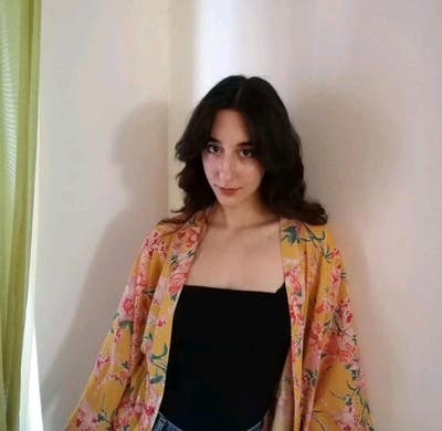 Looking for a home, Roza (30, F), Sommelier   Main Photo