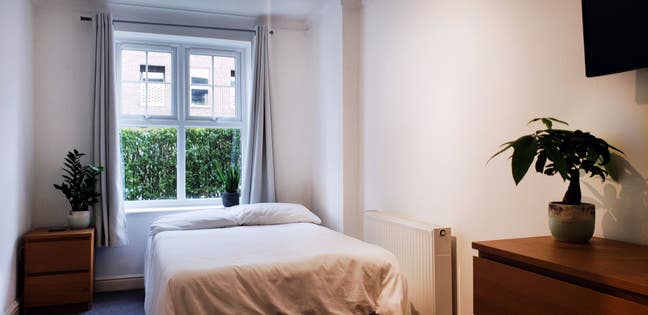 Double Room in Clapham North, Excellent Transport Main Photo