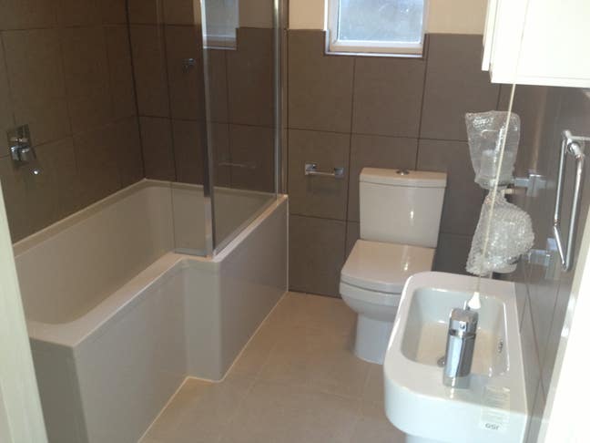Amazing 2nd  Floor Studio in Tooting Broadway  Main Photo