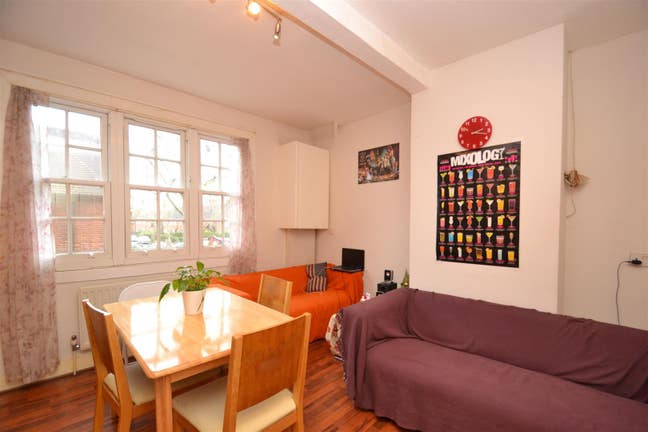 East Acton 3 bedroom available! Main Photo