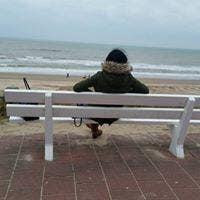 I am a professional female  aged 36 looking f... Main Photo