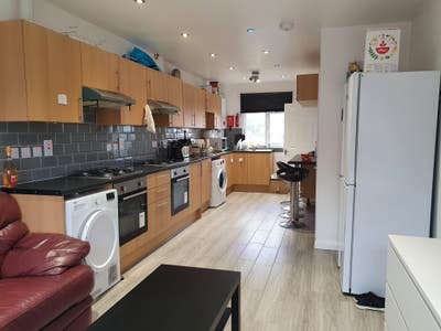 * Double Ensuite * Main Photo