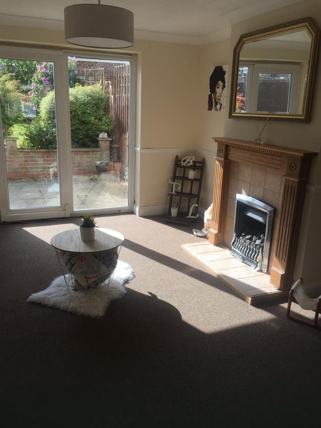 3 Bedroom semi detached house Main Photo