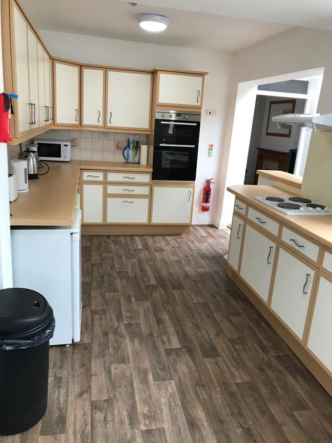 Quality Student Only Accommodation Wrexham   Main Photo