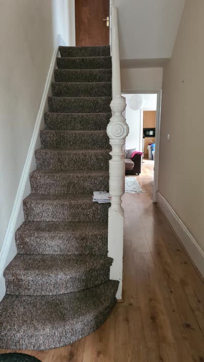 Double Room Available in Friendly Home Main Photo