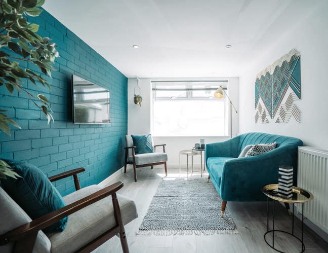 Modern Bright Ensuite Room! All Bills Incl. Main Photo
