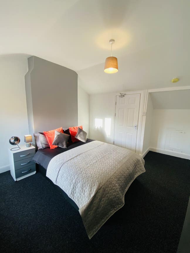  Supported  Accommodation - Male -  Dss Only Main Photo