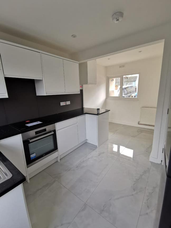 Modern Spacious Double En-suite Room in Headington Main Photo