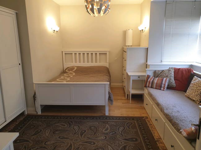 Double Room, &pound;750 pm Inc., RG30  Main Photo