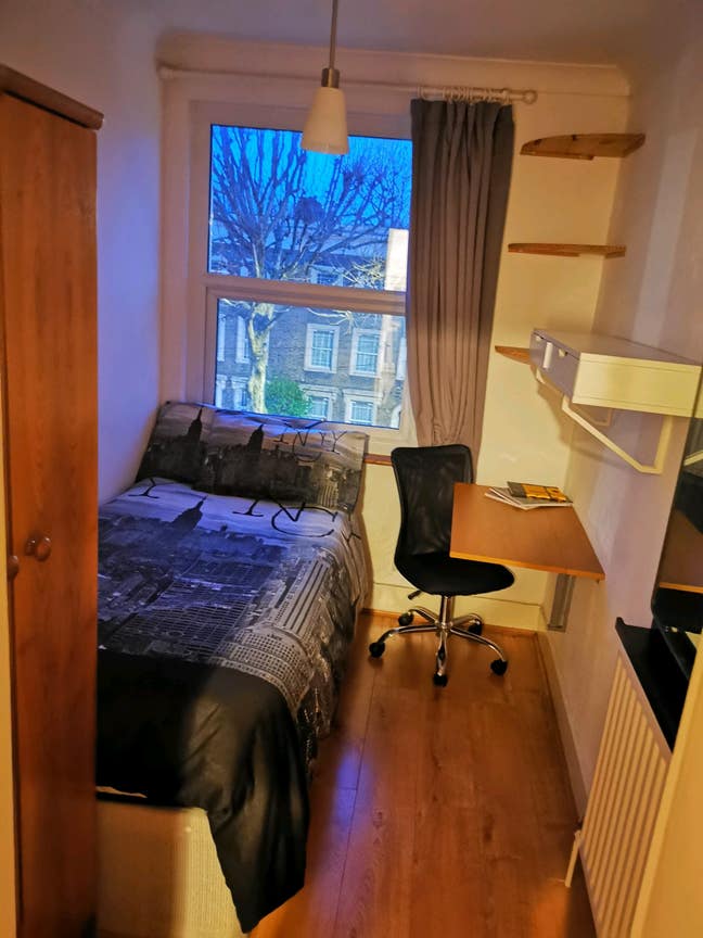 Clean Single room with storage in New Cross Main Photo